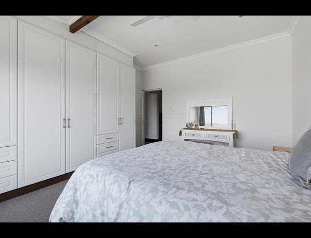 2 BEDROOM PROPERTY TO RENT IN HOWICK NORTH